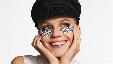 eye reviver patches dior|Dior reviver patches.